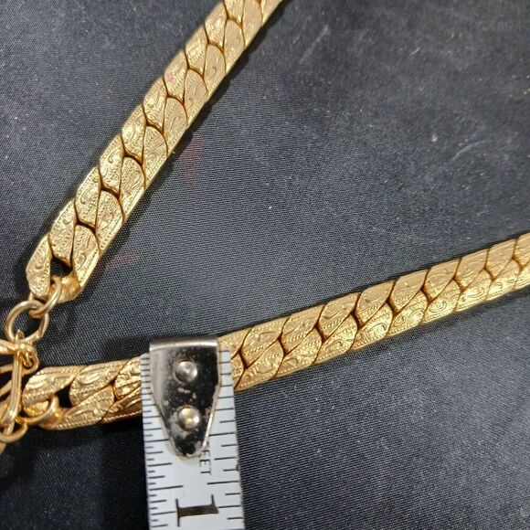 Sarah Coventry Vintage 1965 Gold Tone Choker Necklace - Picture 7 of 8